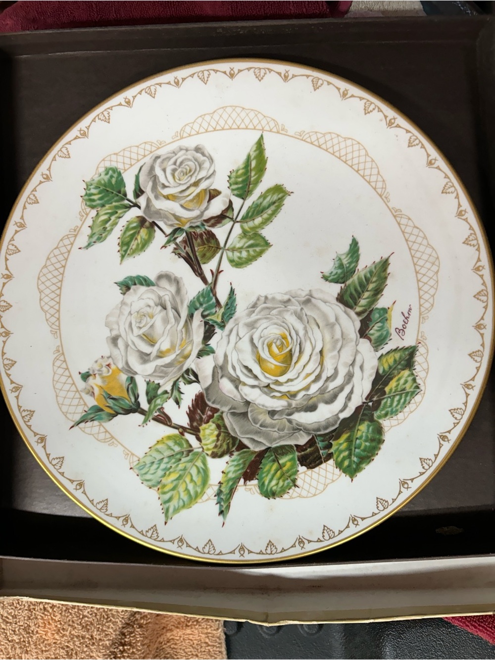 White Rose Porcelain Dinner Plate with Gold Trim 11” original box
